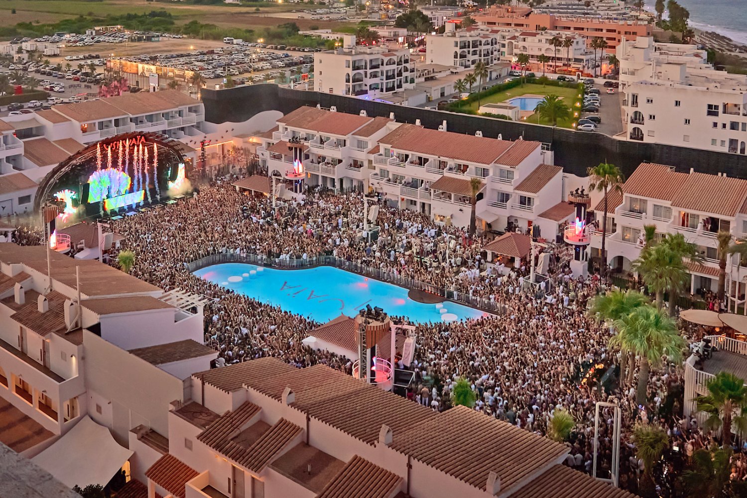Ushuaïa Ibiza Beach Hotel - изображение 3
