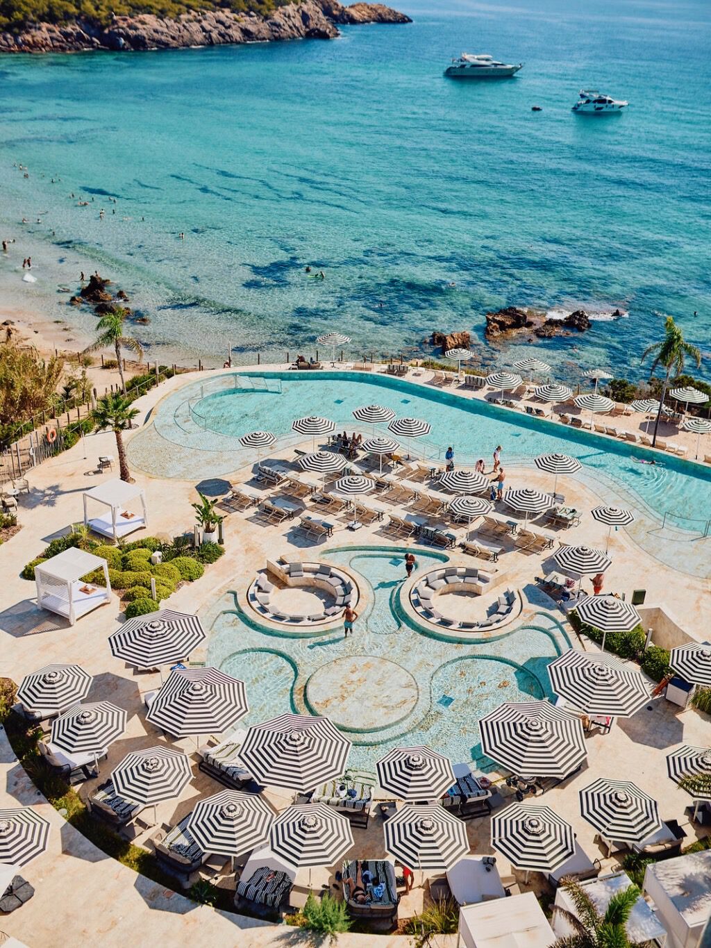 BLESS Hotel Ibiza - изображение 3